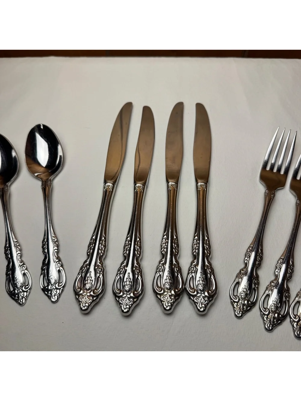 Vintage Oneida Community Brahms Flatware Set 12 Piece Stainless Service for 4